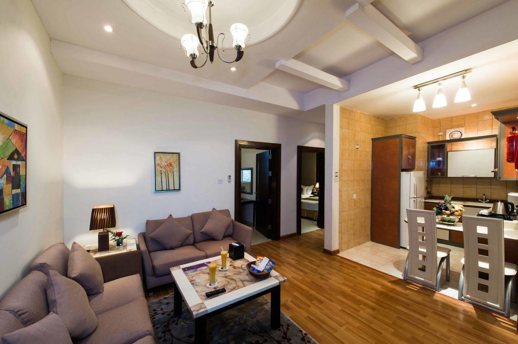 Boudl Buraydah Aparthotel Exterior photo